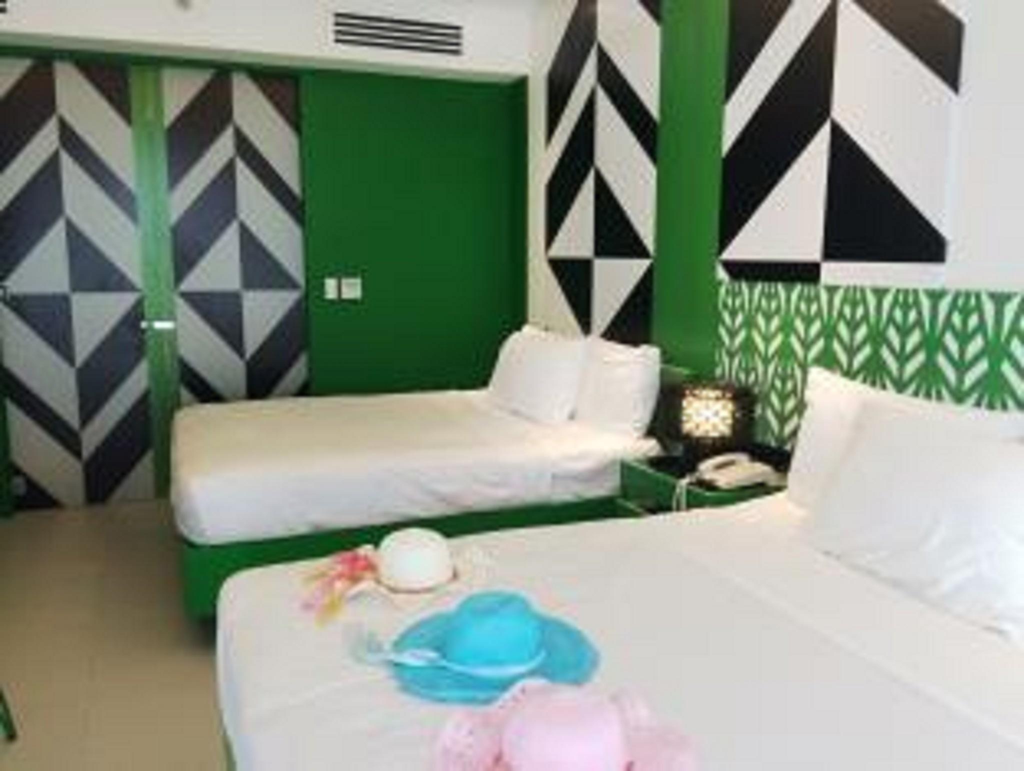 Astoria Current Hotel Manoc-Manoc Luaran gambar
